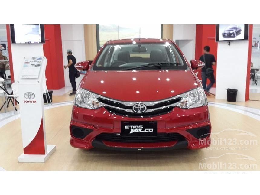 Jual Mobil  Toyota Etios  Valco  2021 TOM S Edition 1 2 di 