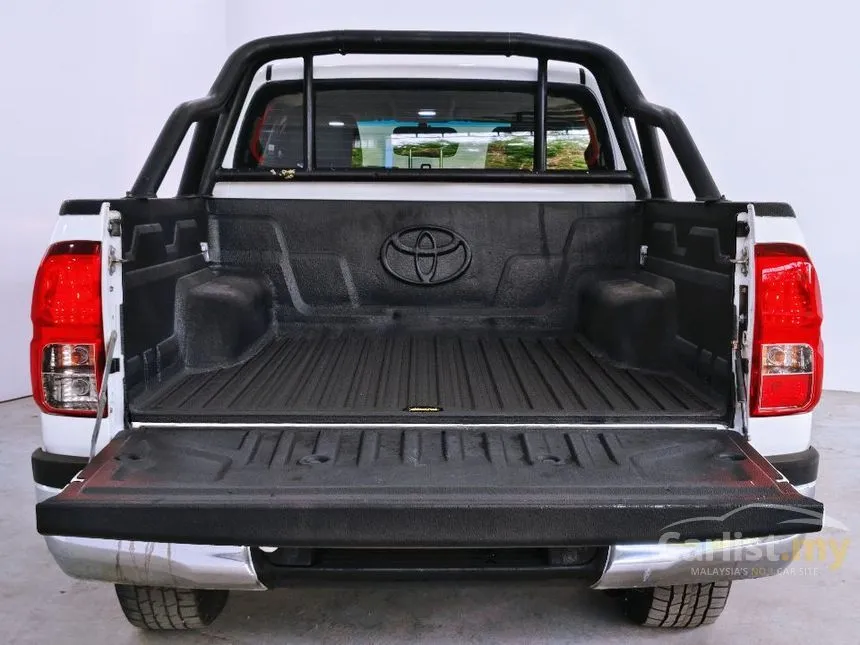 2017 Toyota Hilux G Dual Cab Pickup