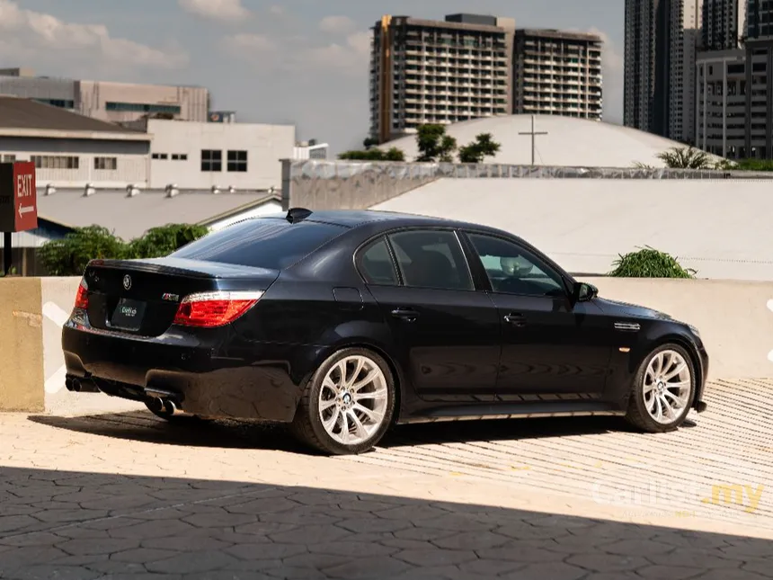 2006 BMW M5 Sedan