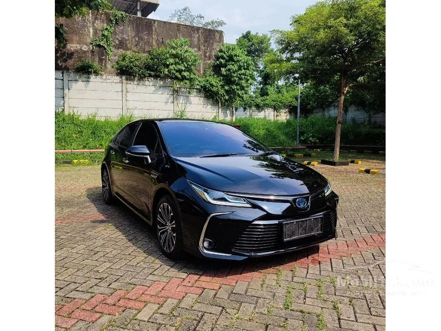 2022 Toyota Corolla Altis Hybrid Sedan
