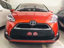 Toyota Sienta 1.5 V MPV