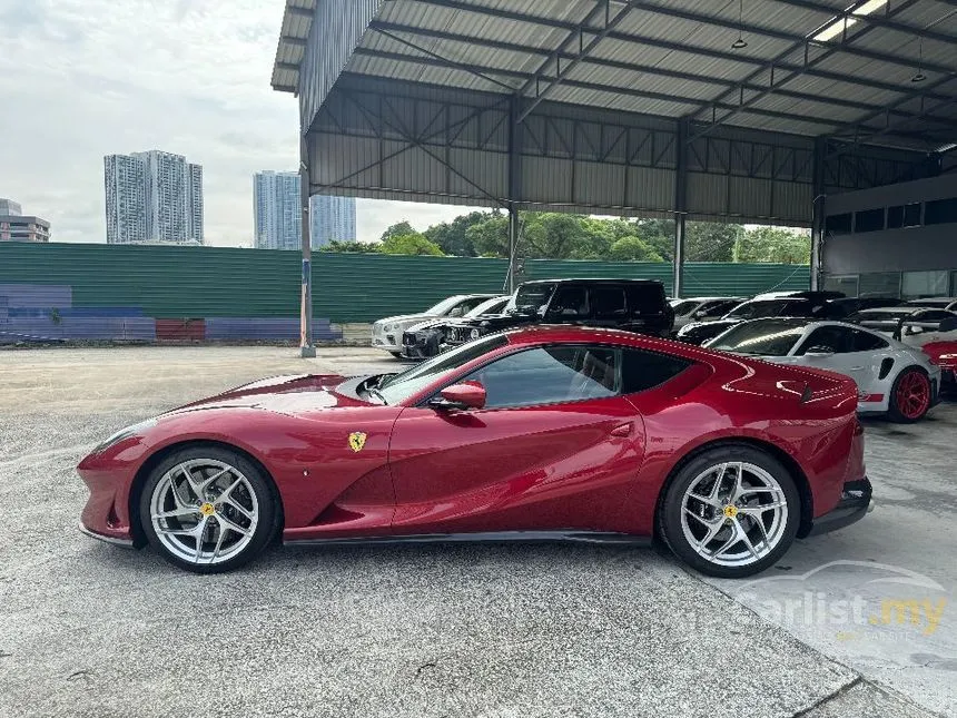 2021 Ferrari 812 Superfast Coupe