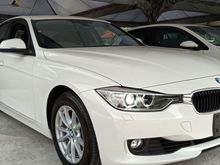 2014 BMW 320i 2.0 Luxury Line Sedan