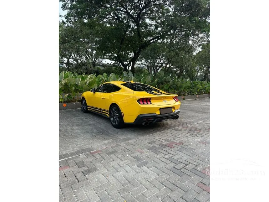 2025 Ford Mustang EcoBoost Fastback