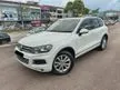 Used 2012 Volkswagen Touareg 3.664 null null FREE TINTED