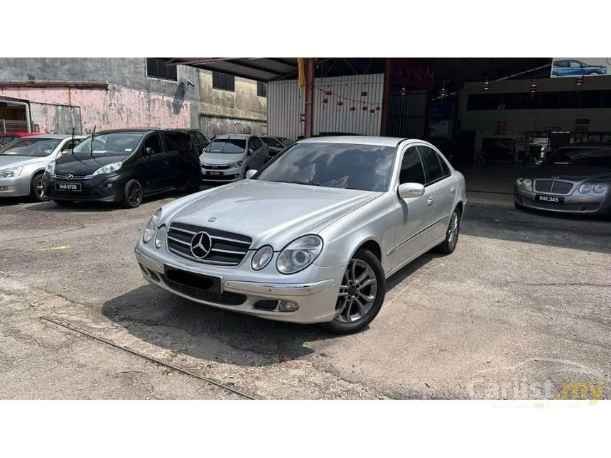 2003 Mercedes-Benz E240 Elegance Sedan