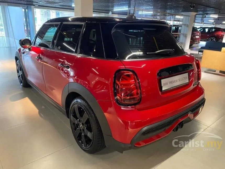 2022 MINI 5 Door Cooper S Hatchback