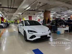 2024 BYD Seal Premium Extended Range Sedan