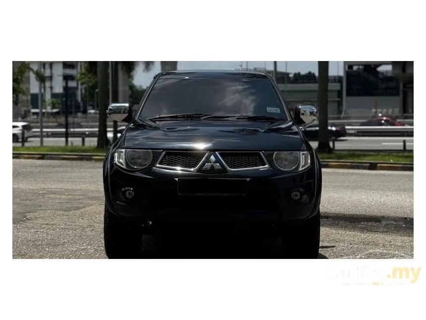 2013 Mitsubishi Triton Dual Cab 4X4 Pickup