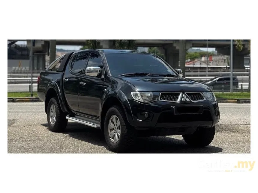 2013 Mitsubishi Triton Dual Cab 4X4 Pickup