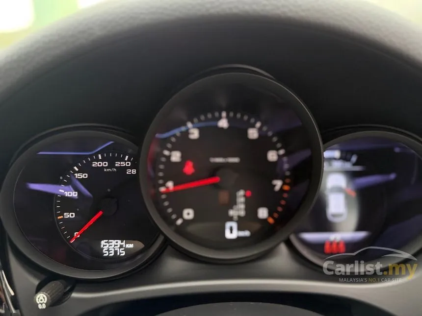 2021 Porsche Macan SUV