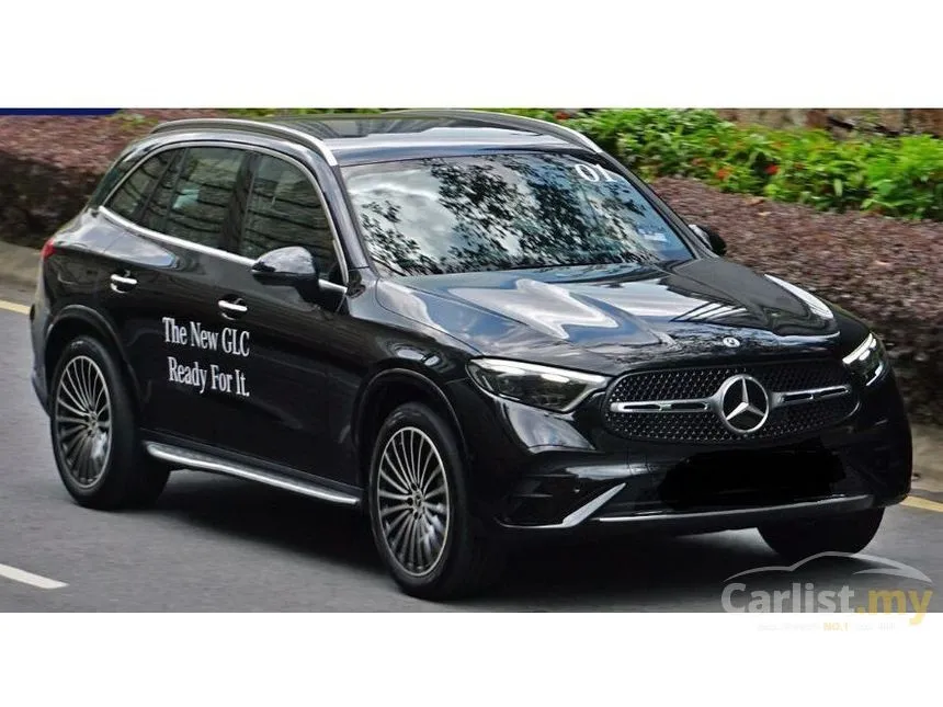 2022 Mercedes-Benz GLC300 4MATIC AMG Line SUV