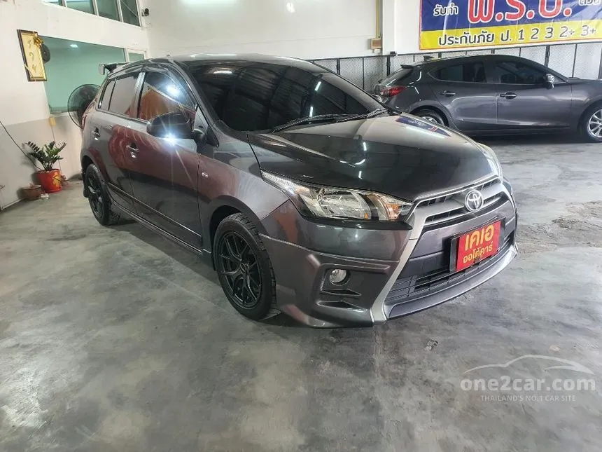 2015 Toyota Yaris E Hatchback