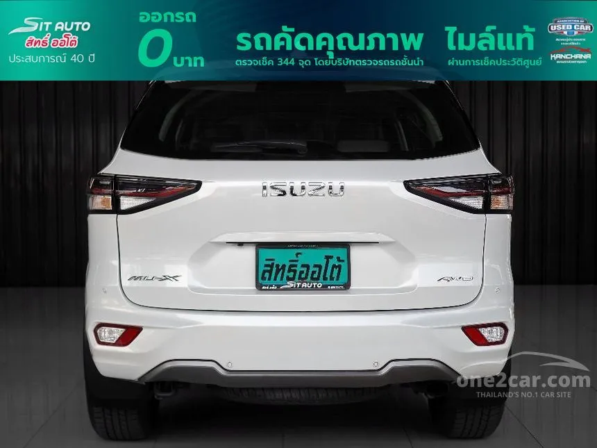 2022 Isuzu MU-X Ultimate SUV