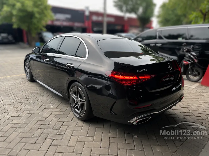2023 Mercedes-Benz C300 AMG Line Sedan