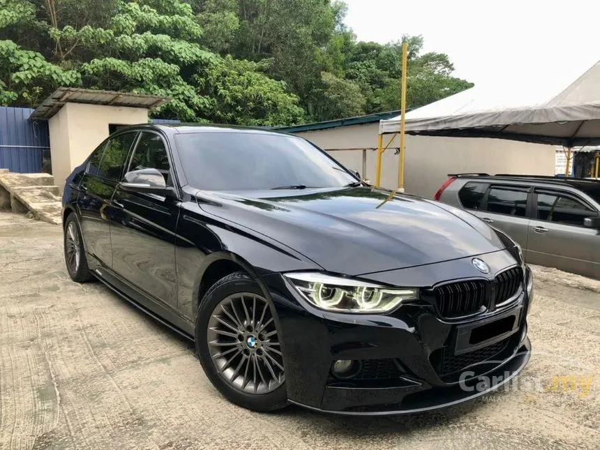 2016 BMW 318i Luxury Sedan