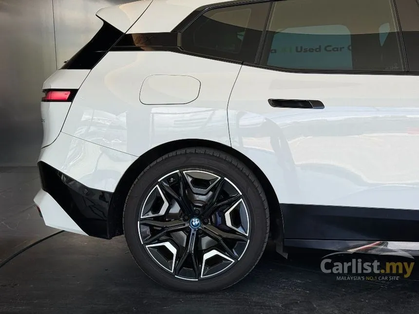 2023 BMW iX xDrive40 SUV