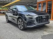 2021 Audi Q8 3.0 PETROL TFSI [13K KM, B&O SOUND SYSTEM, VACUUM DOOR, PANORAMIC ROOF]