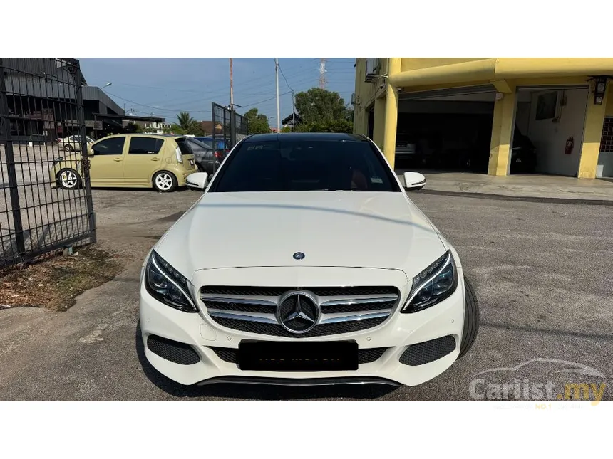 2017 Mercedes-Benz C350e AMG Line Sedan