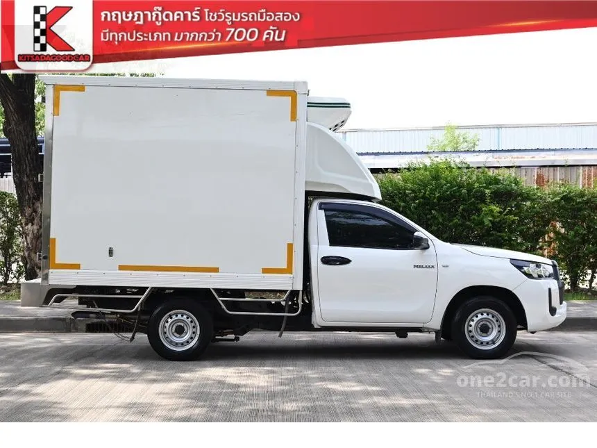2022 Toyota Hilux Revo Entry Pickup