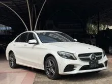 2021 Mercedes-Benz C200 1.5 Laureus AMG UNREG ( BLACK LEATHER , HUD , POWER BOOT )