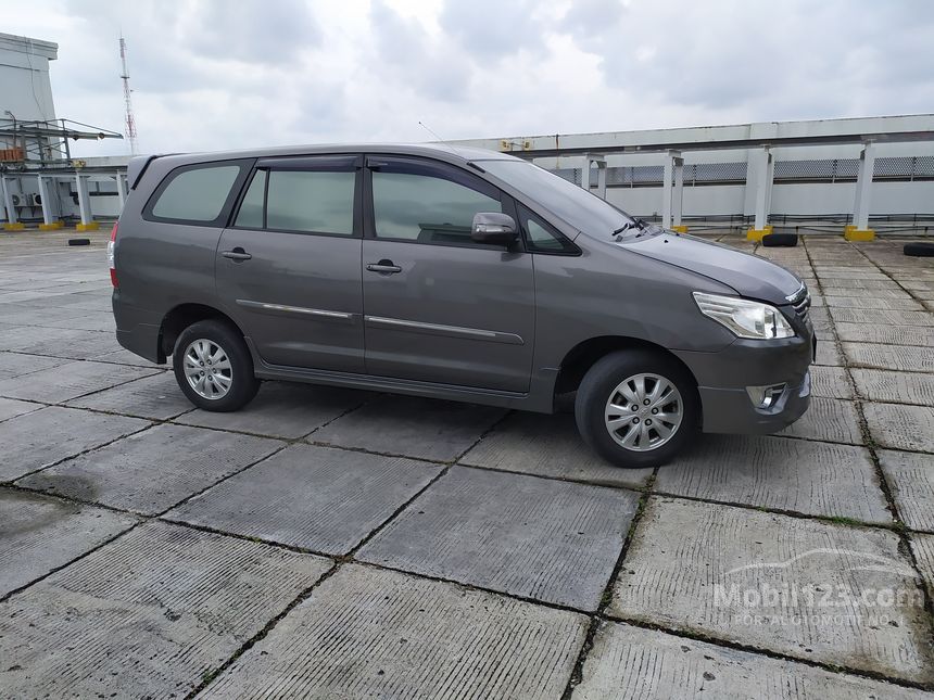 Jual Mobil  Toyota Kijang Innova  2011  G  Luxury  2 0 di DKI 