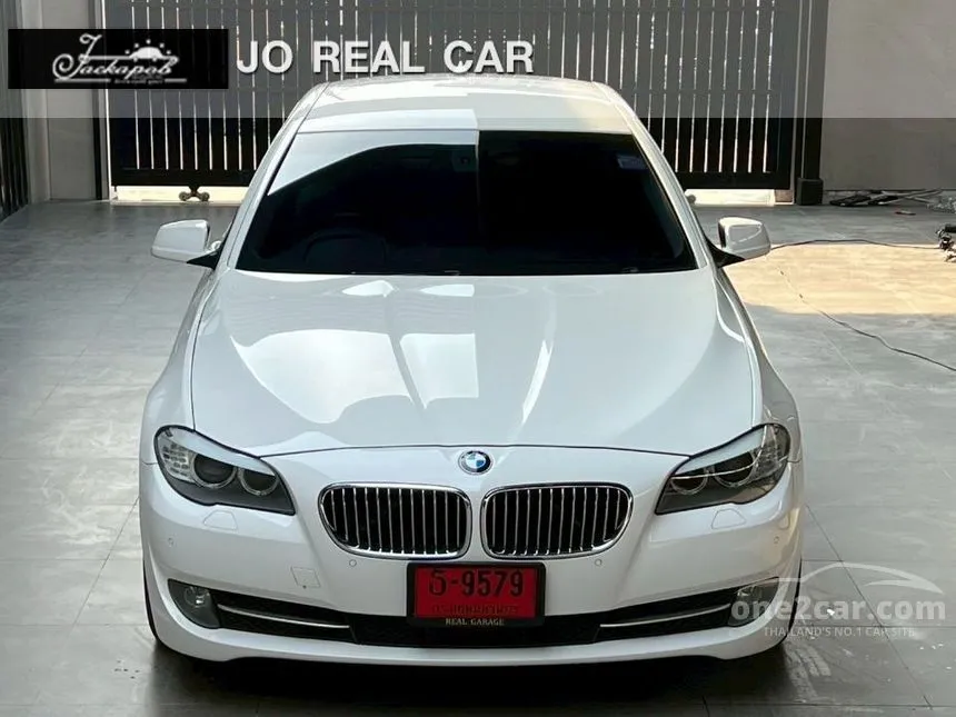 2010 BMW 523i Sedan