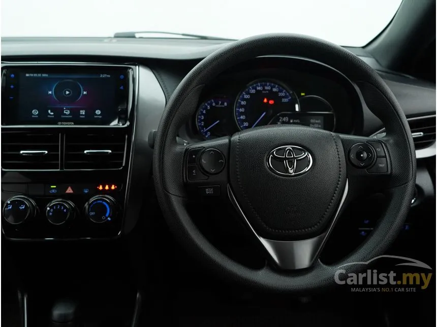 2022 Toyota Yaris E Hatchback