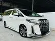 Recon 2020 Toyota Alphard 2.5 SC DIM BSM Sunroof Bodykit