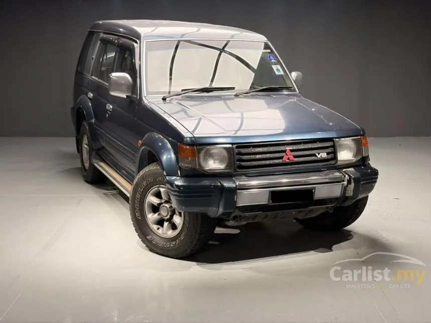 1996 Mitsubishi Pajero SUV
