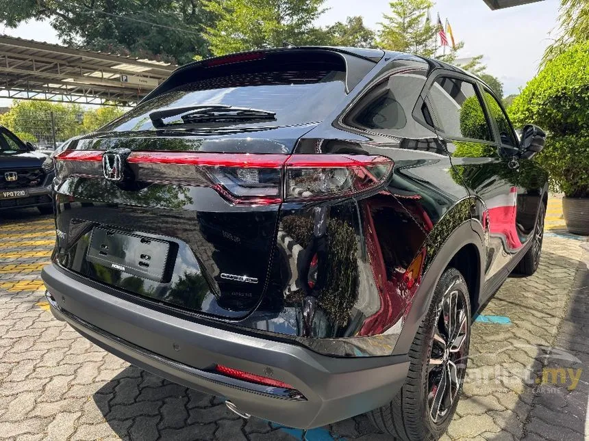 2025 Honda HR-V V SUV