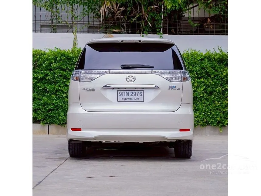 2010 Toyota ESTIMA Hybrid E-Four Wagon