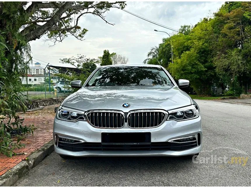 2020 BMW 520i Luxury Sedan
