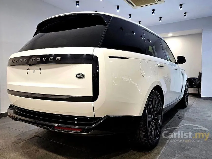 2022 Land Rover Range Rover D300 Vogue SUV