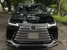 Full Black unit, Mark levinson sound, Cool box, Modellista kit, rear TV, Rim 22inch, sunroof, 4.3k km, 2024 Lexus LX 600 3.4 F Sport SUV