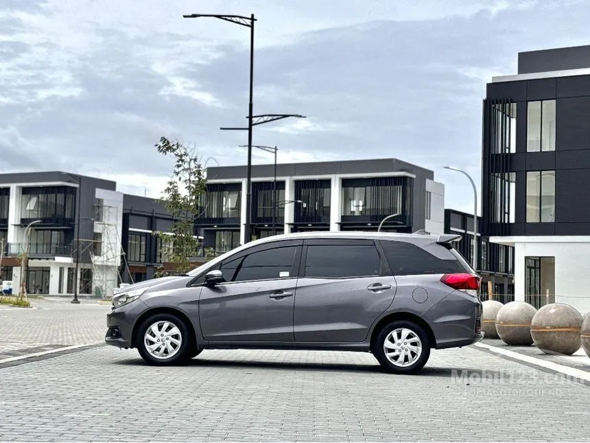Jual Mobil Honda Mobilio 2018 E 1.5 di Banten Automatic MPV Abu