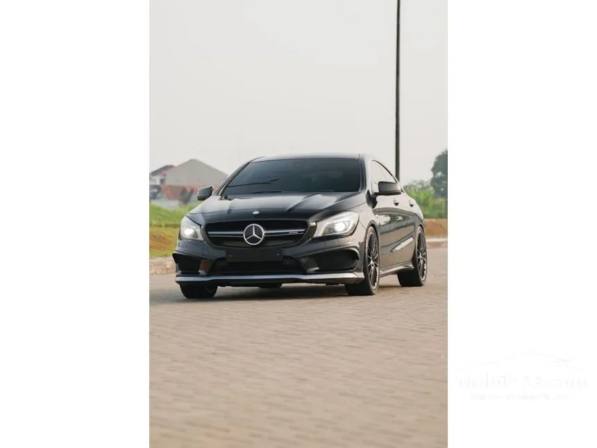 2015 Mercedes-Benz AMG CLA45 Coupe