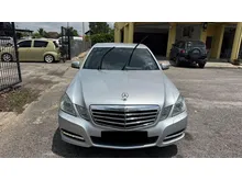 2010/2012 Mercedes-Benz E250 1.8 Elegance CGI Sedan FULL ORI