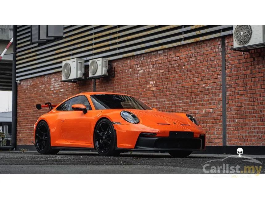 2023 Porsche 911 Carrera 4 GTS Coupe