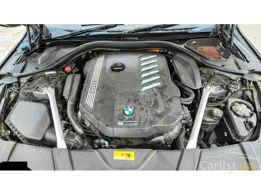 2022 BMW 740Le xDrive M Sport Sedan