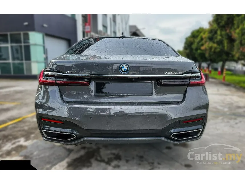 2022 BMW 740Le xDrive M Sport Sedan