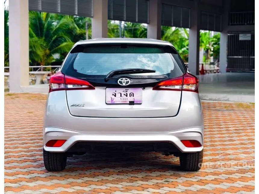 2021 Toyota YARIS Sport Hatchback