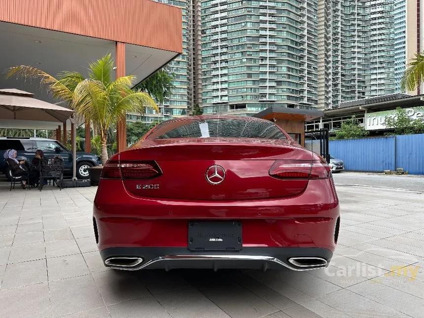 2022 Mercedes-Benz E200 AMG Sedan