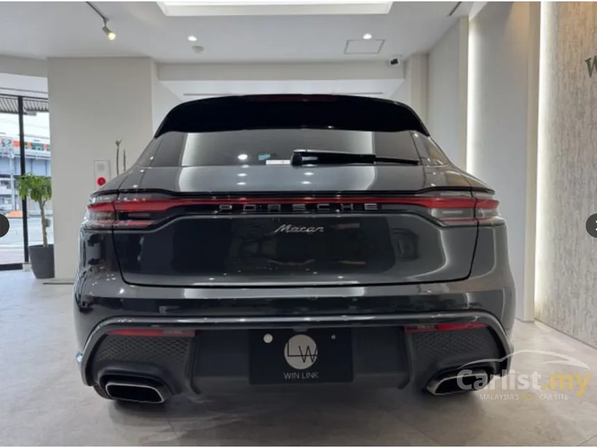 2022 Porsche Macan SUV