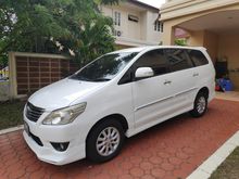 2013 Toyota Innova 2.0 (ปี 11-15) V Wagon AT