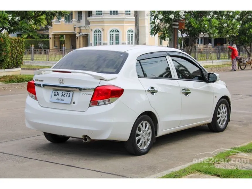 2013 Honda Brio Amaze V Sedan