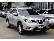 2017 Nissan X-Trail 2.0 (ปี 15-19) V 4WD SUV