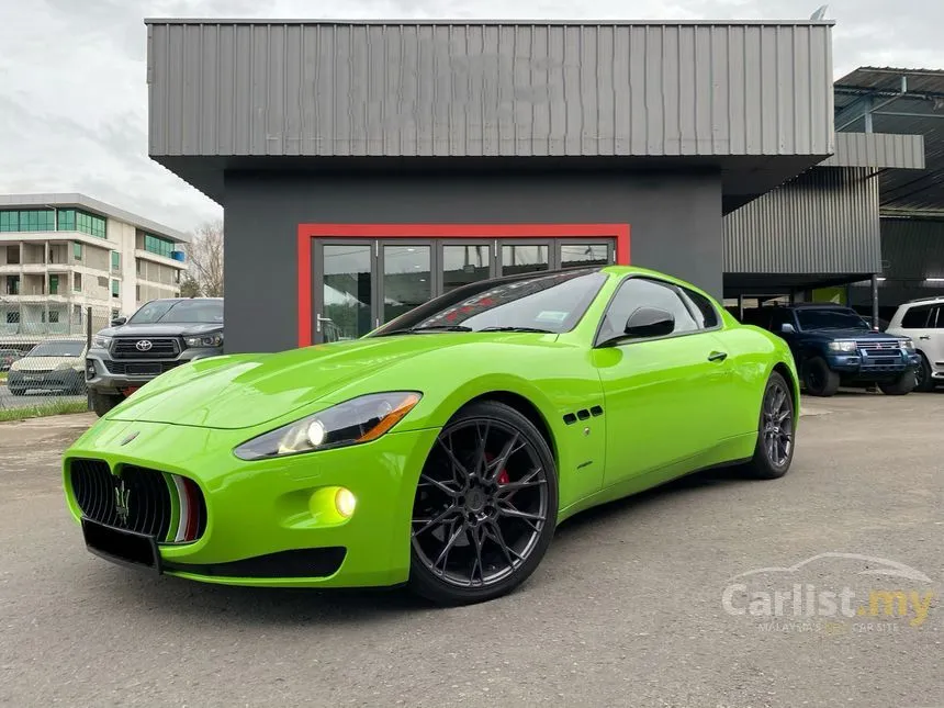 2008-2009 Maserati Granturismo Original Sales Brochure – 74-Page Deluxe Catalog, US-Made