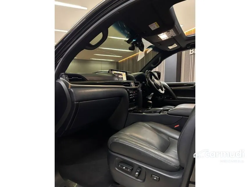 2019 Lexus LX 570 Sport SUV