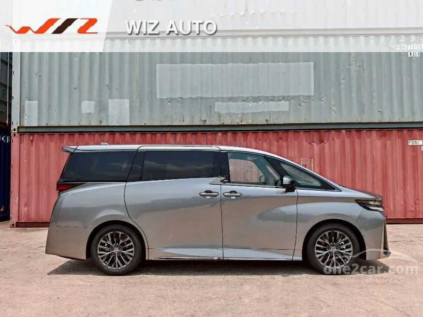 2026 Toyota VELLFIRE HEV Van